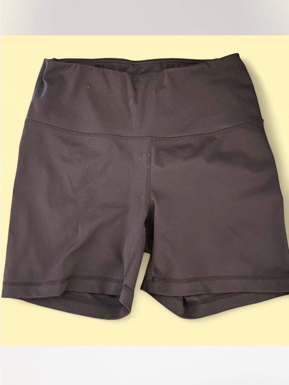 Yogalicious biker shorts size medium